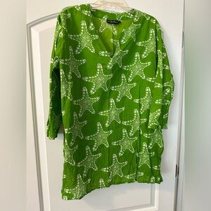 Beautiful beachy top